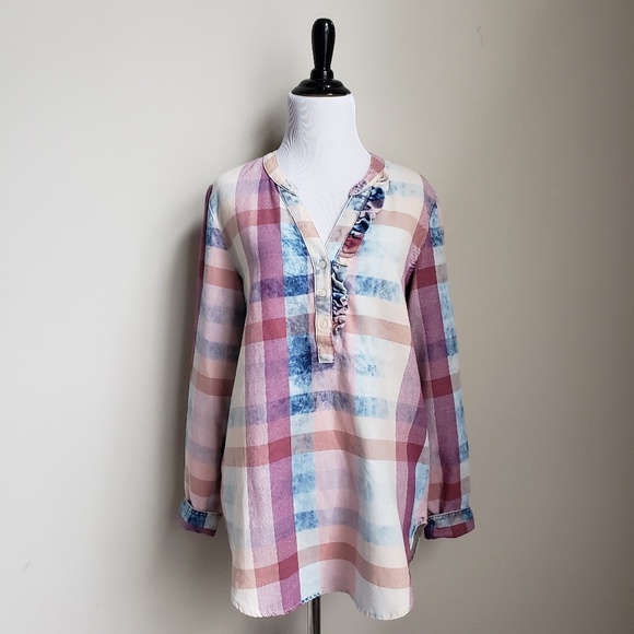 Isabella Sinclair plaid ruffle henley top small - Picture 2 of 6